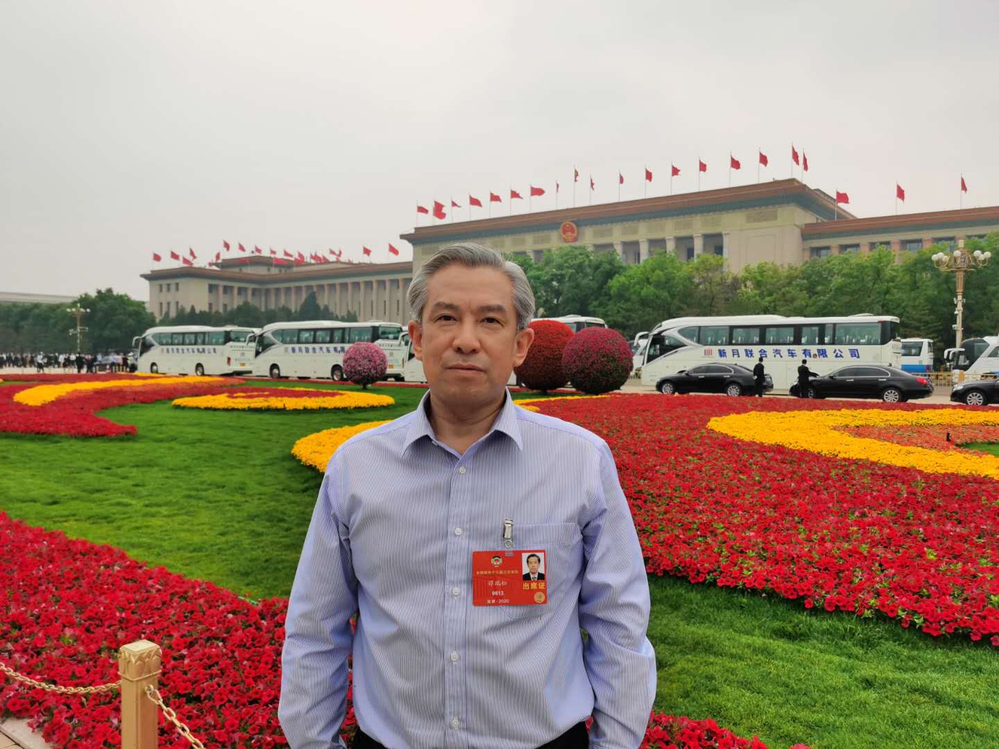 3.全国政协委员、星空online(中国)董事长、党组书记谭瑞松